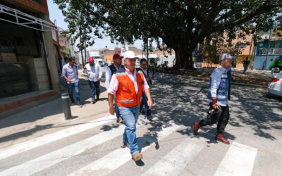 Supervisa Enrique Alfaro obras en Guadalajara; hace recorrido por la avenida Enrique Díaz de León y la Unidad López Mateos