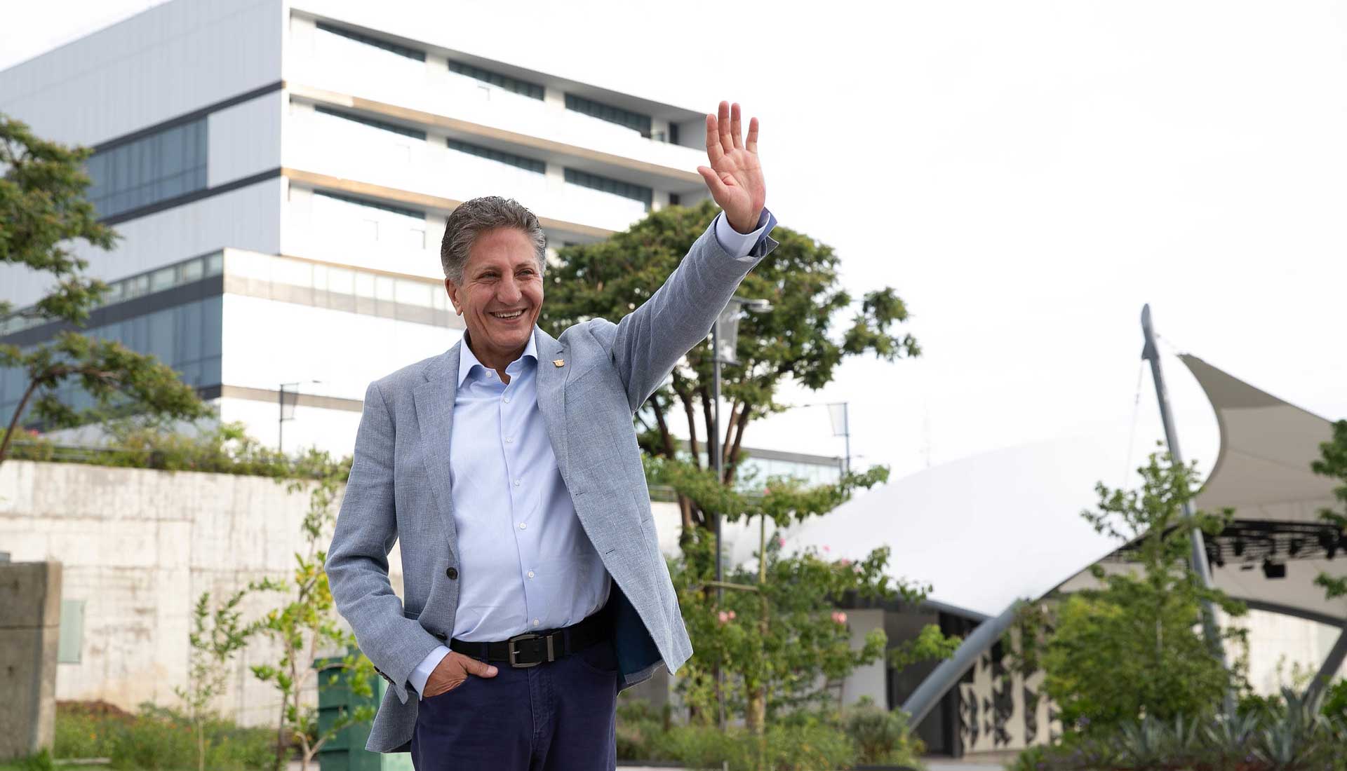 frangie-sonriendo-portada