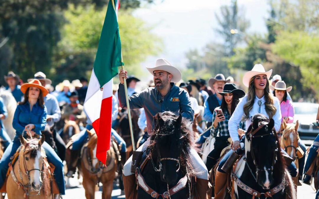 Tlajo vive cabalgata histórica