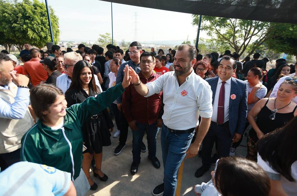 Tlajomulco impulsa la educación con inversión de más de 16.5 millones de pesos para dos secundarias