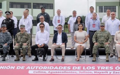 Pablo Lemus asiste a la 3ª Reunión de Autoridades de los Tres Órdenes de Gobierno, en Colima
