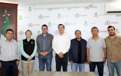 Acuerdan sindicato de conductores y empresarios eliminar cualquier riesgo de suspensión del servicio