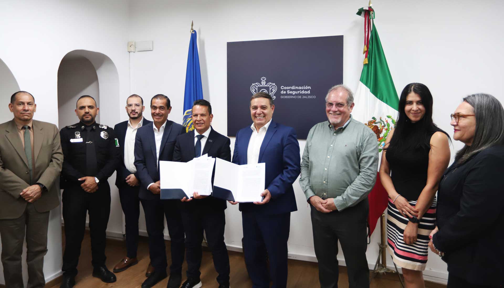 Firman convenio de colaboración entre la Coordinación General ...