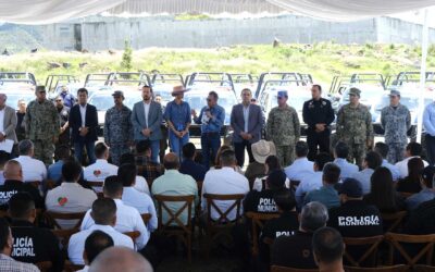 Entrega Pablo Lemus 56 patrullas a municipios de las regiones Costa Sur, Costa – Sierra Occidental y Sierra de Amula