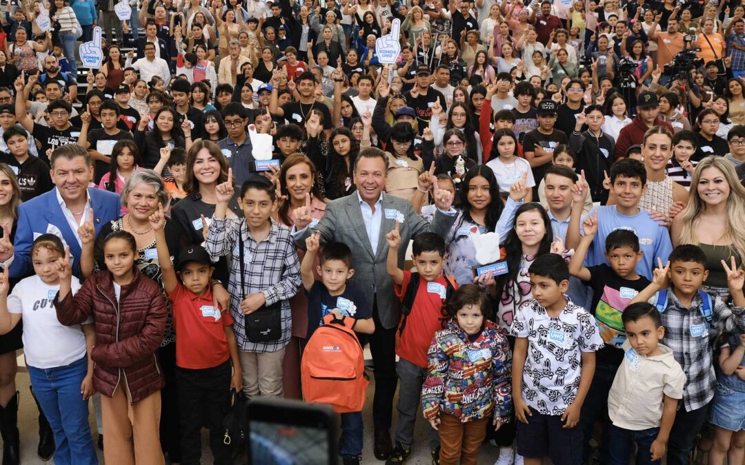 Encabeza Pablo Lemus entrega de 600 kits de atención integral a niñas, niños y jóvenes con Diabetes tipo 1