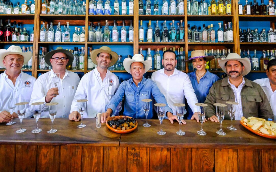 Impulsa Gobierno de Jalisco a las y los productores de raicilla, bebida originaria del estado