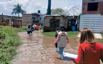 Tlajomulco atiende a personas afectadas por la tormenta en la zona de Adolf B. Horn