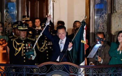 Encabeza Pablo Lemus ceremonia de El Grito ‘Al Estilo Jalisco’