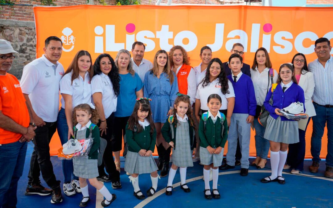 Reciben más de 10 mil estudiantes paquetes escolares del programa ¡Listo Jalisco! en la región Altos Sur