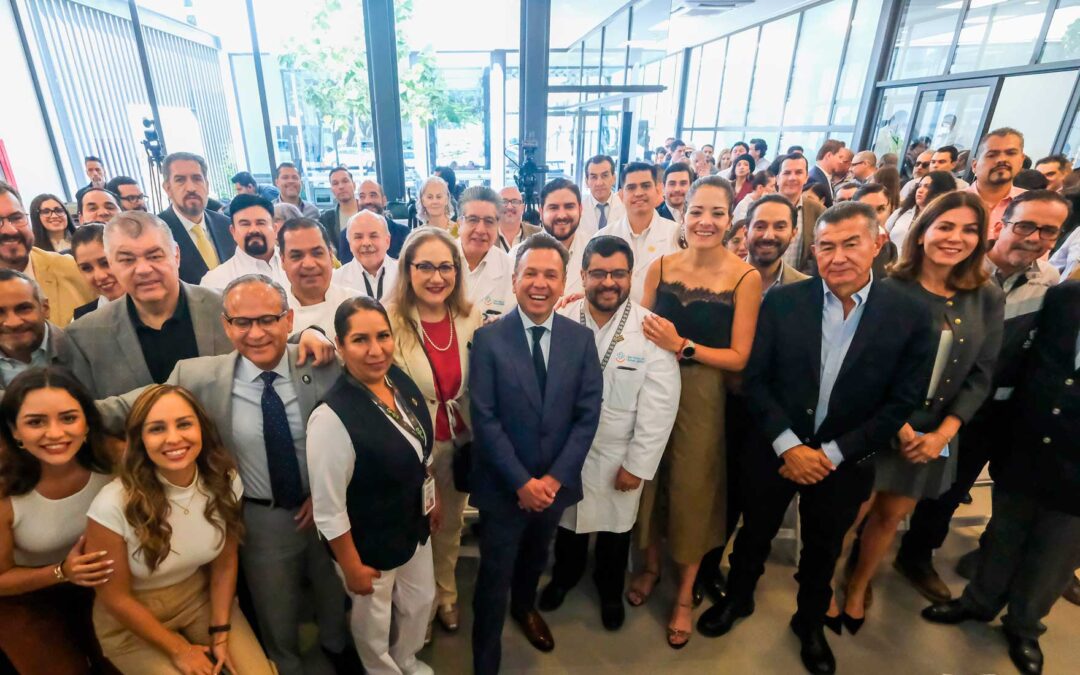 Encabeza Pablo Lemus entrega de nuevos quirófanos, área de cocina y comedor en el Hospital General de Occidente