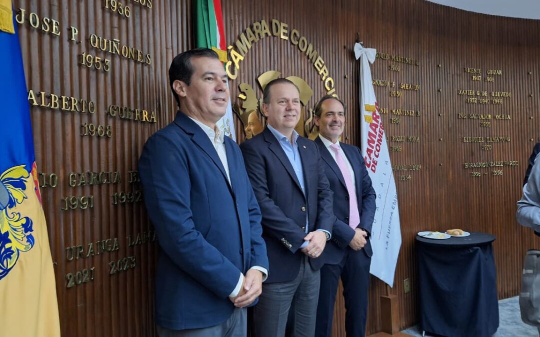 SETRAN presenta avances y proyectos de movilidad ante la CANACO
