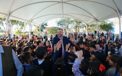 Quirino impulsa rehabilitación de la primaria Lázaro Cárdenas en Lomas de Tejeda