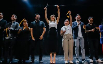 Vero Delgadillo entrega la remodelación del Teatro Jaime Torres Bodet