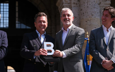 Pablo Lemus y Jaume Collboni inauguran muestras centrales de Barcelona en el Museo Cabañas