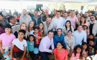 Gerardo Quirino y Maye Villa de Lemus acercan servicios a la comunidad indígena de Cuexcomatitlán