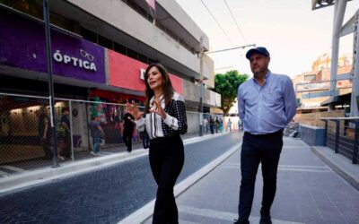 Entrega Vero Delgadillo Calle Independencia y anuncia inversión en el Mercado Corona