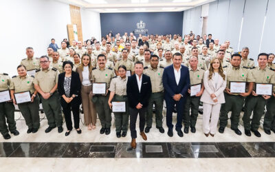 Lemus reconoce a 51 oficiales de Protección Civil y Bomberos Jalisco por excelencia e integridad