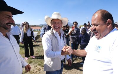 Pablo Lemus entrega embarcaciones y reactiva la actividad pesquera en Teuchitlán