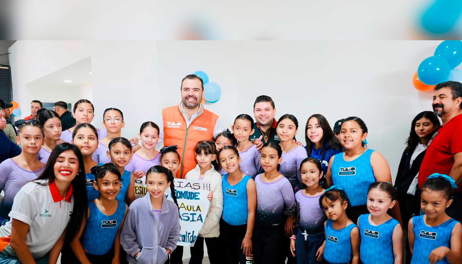Gerardo Quirino inaugura primer Centro de Gimnasia en Chivabarrio