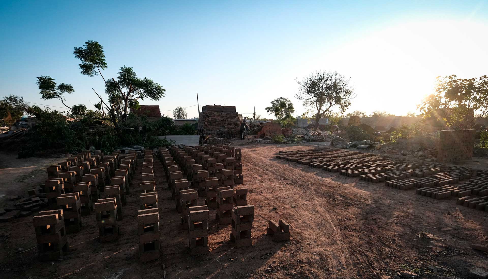 Inicia veda en sector ladrillero como parte del Plan Invernal 2025-2026 para proteger la calidad del aire