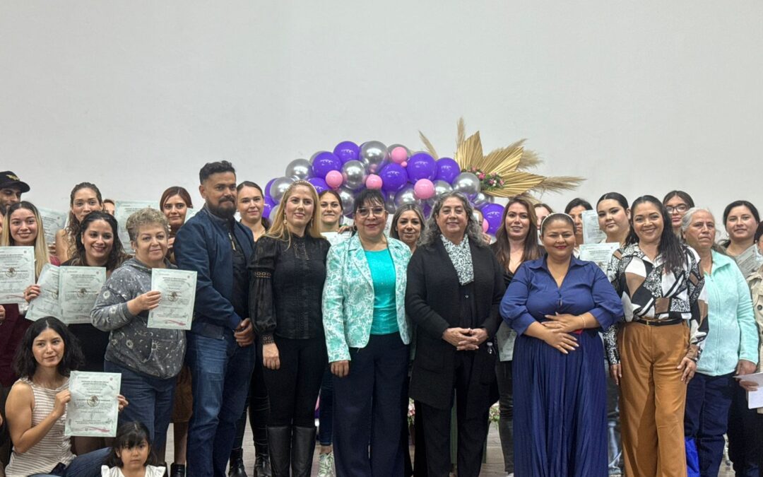 Concluyen 45 personas cursos de capacitación del IDEFT en coordinación con el Instituto de la Mujer