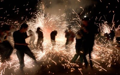 Llama SEMADET a evitar fogatas y pirotecnia para proteger la calidad del aire en invierno
