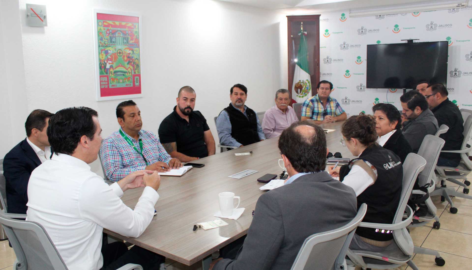 Acuerdan agenda de trabajo para mejorar el servicio de transporte público en ciudades medias de Jalisco