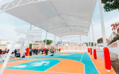 Entrega Vero Delgadillo primera etapa del programa Escuelas con Corazón: se benefició a 32 planteles