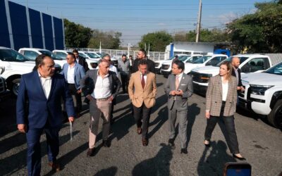 Fortalece Gobierno del Estado al IJCF con entrega de vehículos, uniformes y equipamiento para áreas operativas