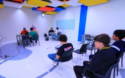 Arrancan Gobierno de Jalisco y Universidad de Guadalajara la entrega de la Tarjeta Única en Centros Universitarios