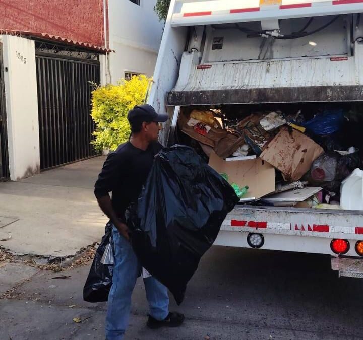 Guadalajara restablece servicios municipales y actividades culturales