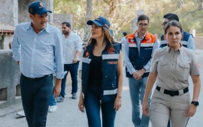Vero Delgadillo supervisa instalación de módulos de bomberos en Los Colomos