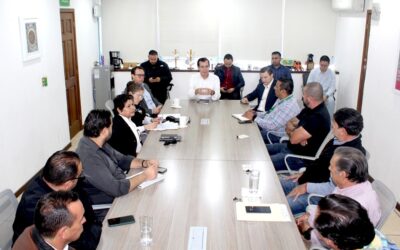 Gobierno y transportistas en Lagos de Moreno acuerdan tarifa de transporte público en 10 pesos