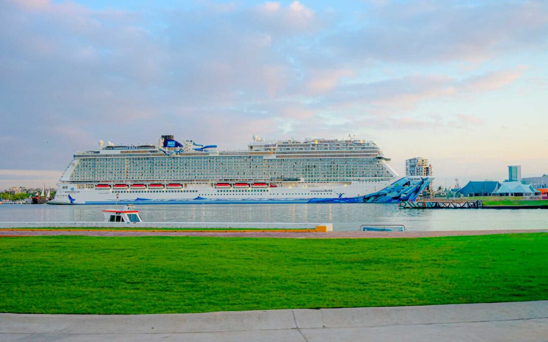 Arriban tres cruceros a Puerto Vallarta; superan los 12 mil visitantes por vía marítima