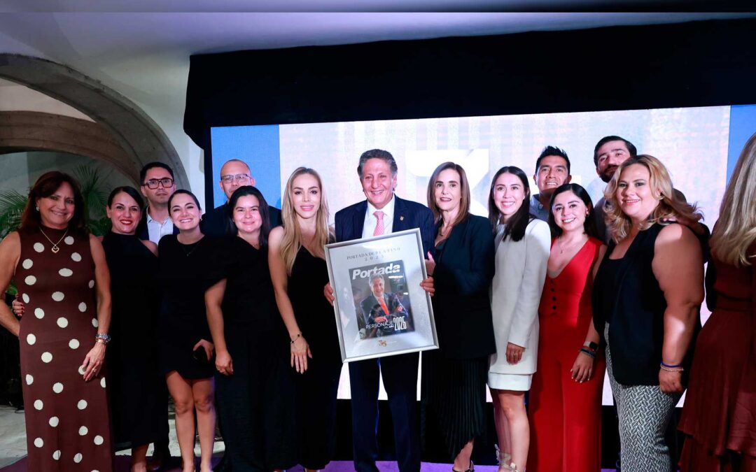 Frangie Saade recibe el Galardón Portada de Platino 2025