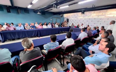 Informa SETRAN ajustes de la política tarifaria del transporte público a concesionarios y representantes sindicales del sector