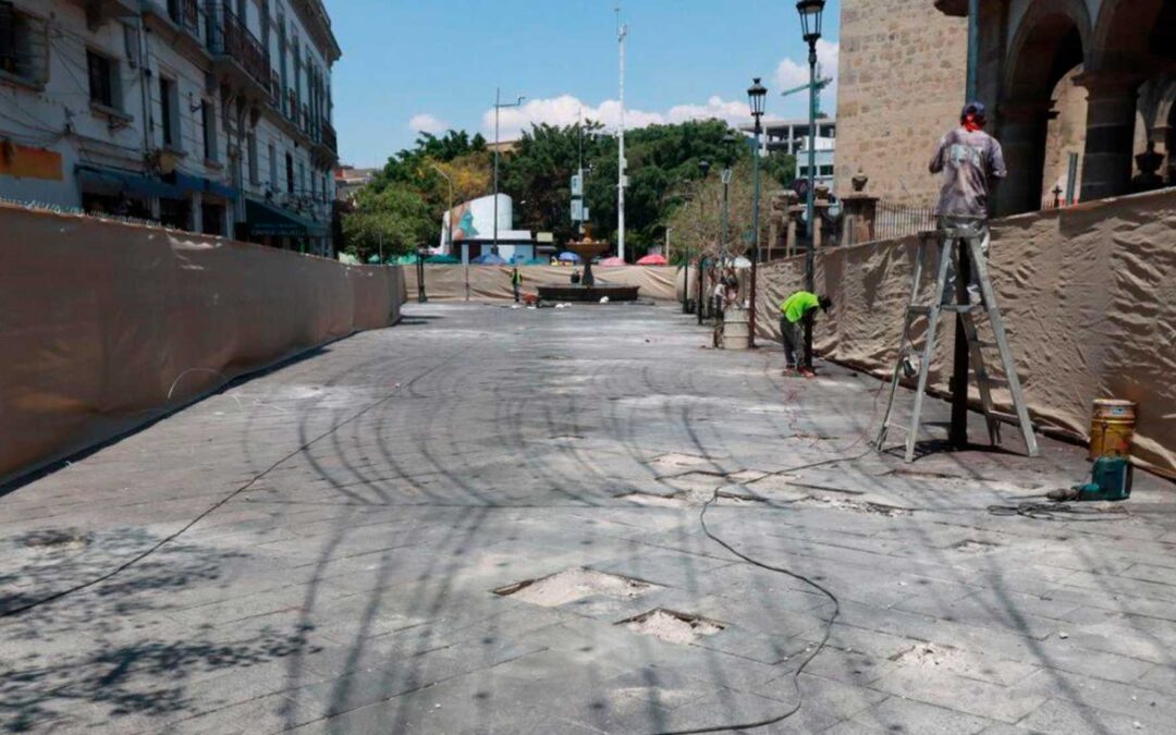 Inician trabajos de mantenimiento en Plaza de los Mariachis
