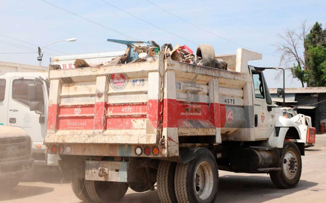 Retira Mejoramiento Urbano más de mil 200 llantas en lo que van el 2026