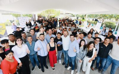 Gerardo Quirino acerca oportunidades laborales a jóvenes de Tlajomulco