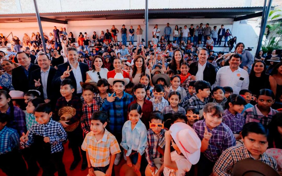 Invierten más de mil millones de pesos en educación para Guadalajara