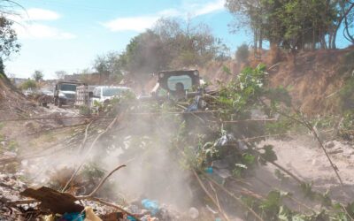 Zapopan mantiene limpieza y desazolve de canales para prevenir inundaciones durante temporal