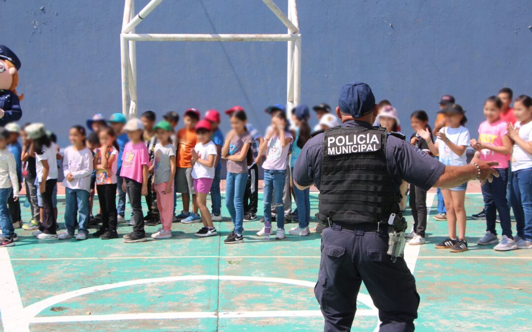 Lleva Policía de Tlajomulco brigadas de prevención a las colonias