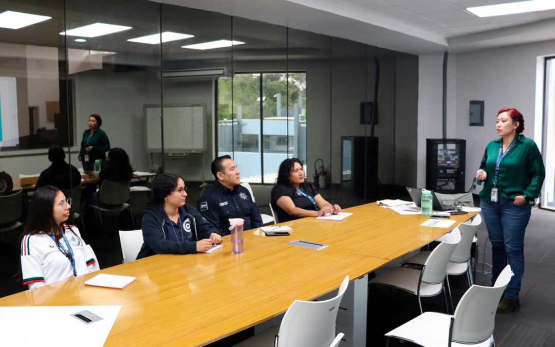 Capacita C5 Escudo Jalisco a operadores en Primeros Auxilios Psicológicos