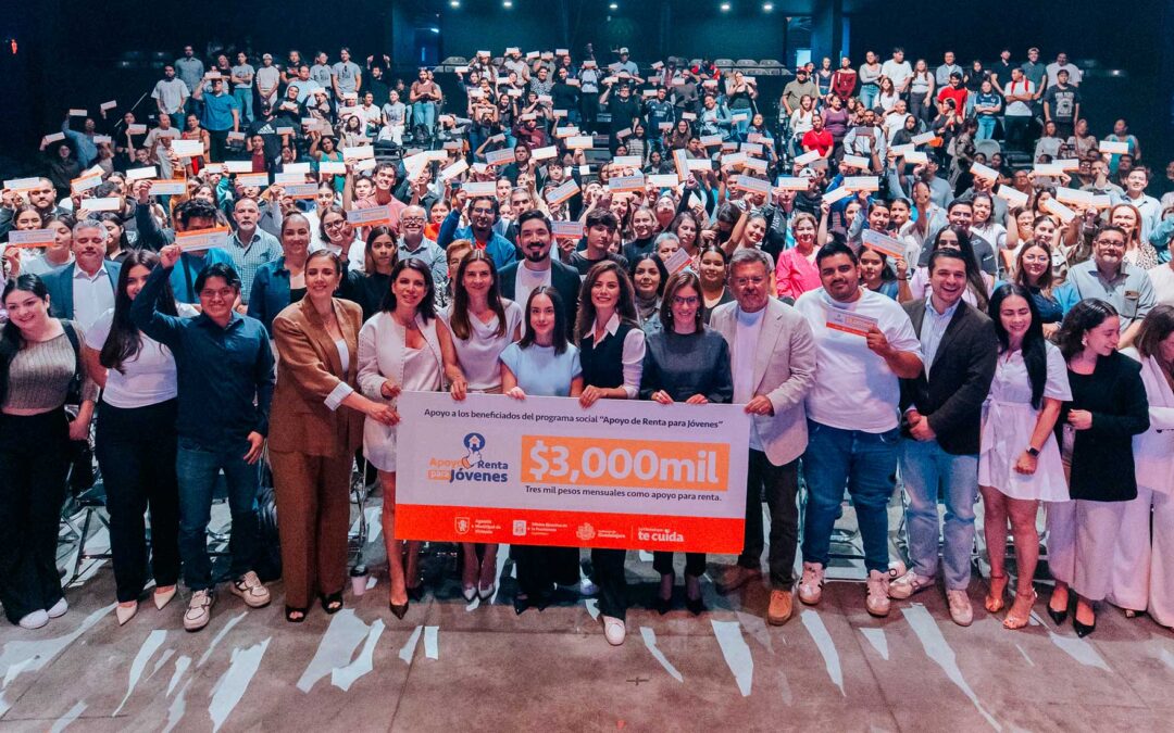 Vero delgadillo entrega primeros apoyos de renta para jóvenes