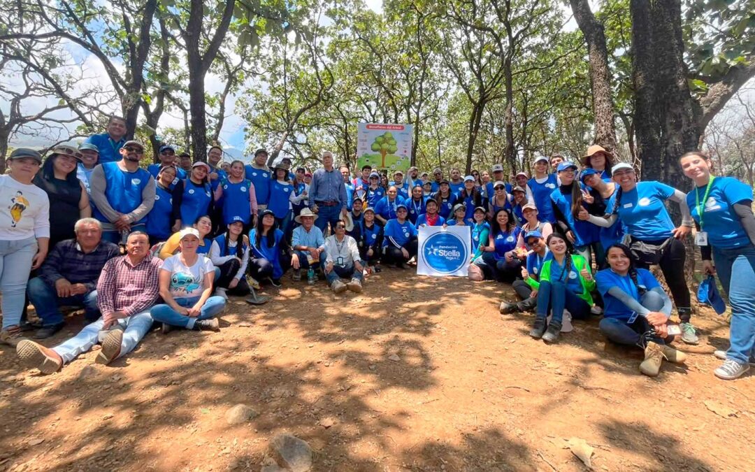 Reforesta Tlajomulco Cerro Viejo en alianza con la empresa PISA