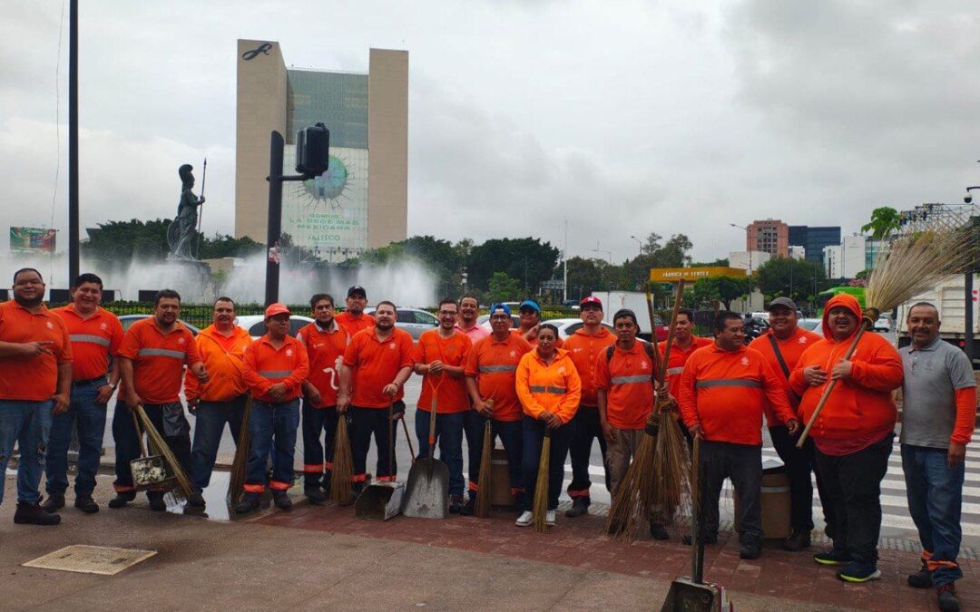 Recolecta Guadalajara 64 toneladas de residuos tras festejos por triunfo de México