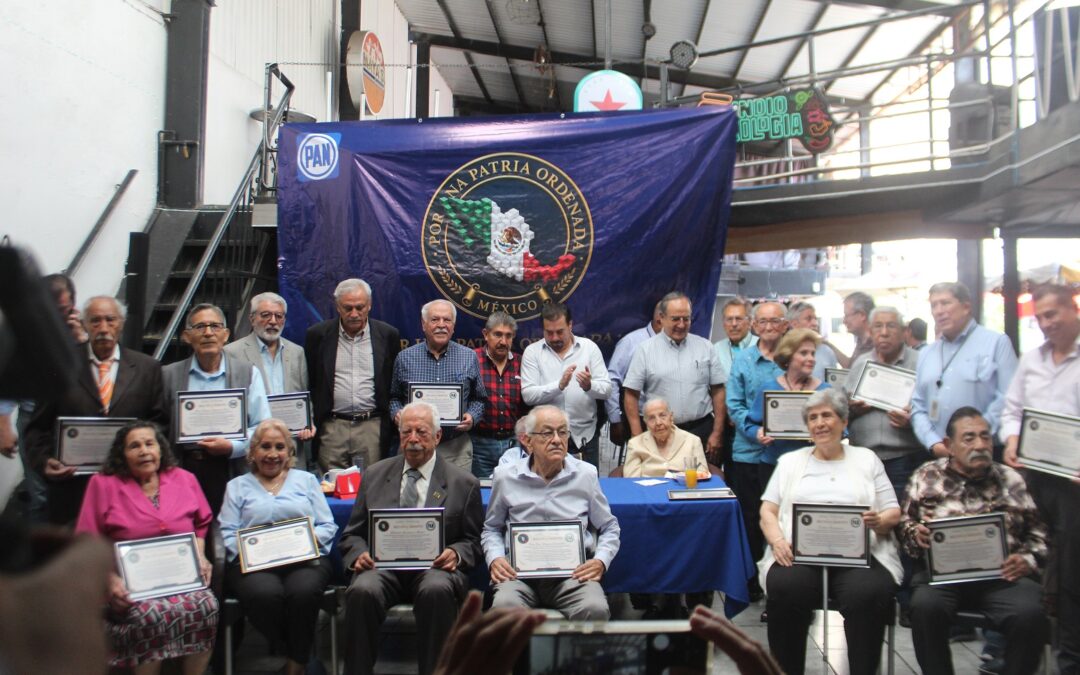 La organización “Patria Ordenada” reconoce trayectoria de 22 panistas