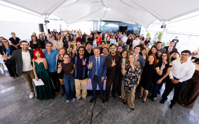 Zapopan reconoce a 51 jóvenes egresados de la primera generación de Beca Zapopan