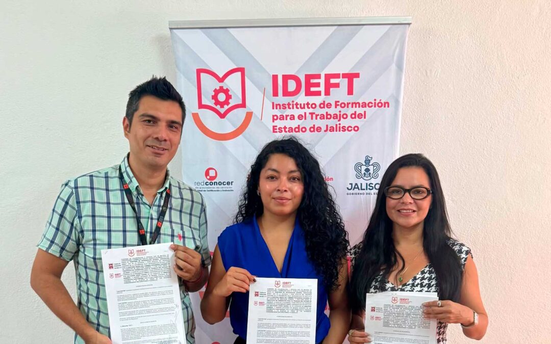IDEFT Puerto Vallarta II y centro de integración juvenil capacitan a comunidades vulnerables