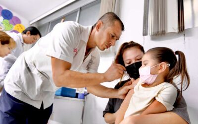 Invita Secretaría de Salud a vacunar a niñas y niños contra el sarampión antes del regreso a clases